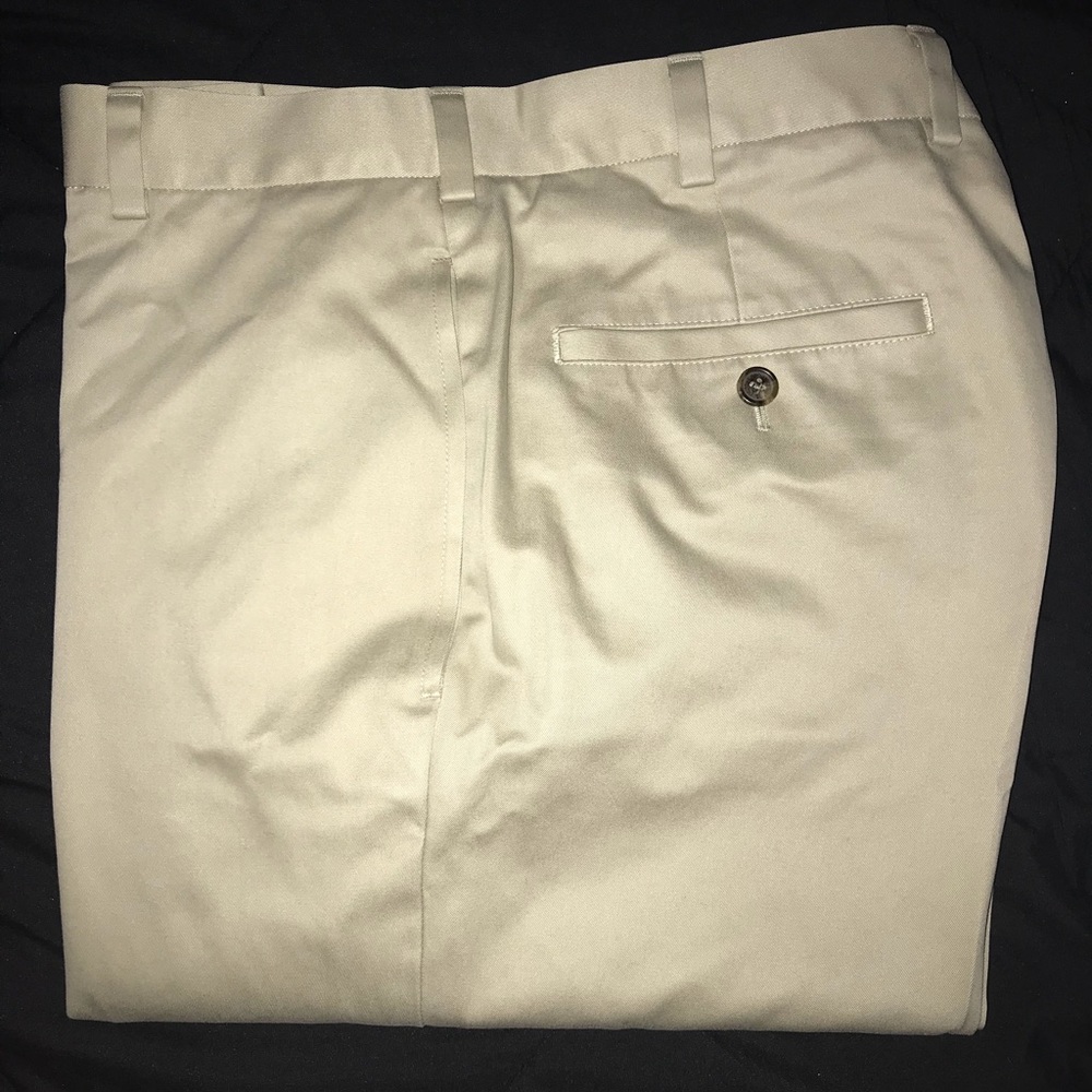 Brooks Brothers Clark Fit advantage non iron chino